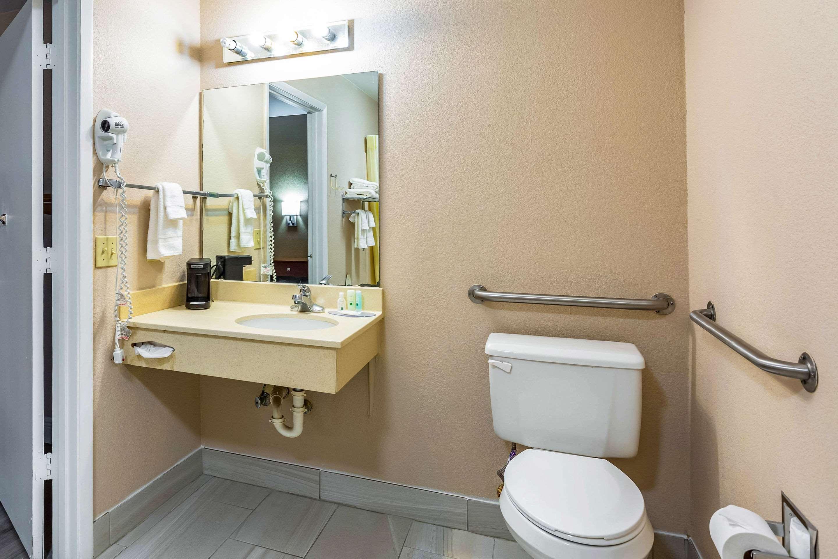 Quality Inn Quincy - Tallahassee West Εξωτερικό φωτογραφία